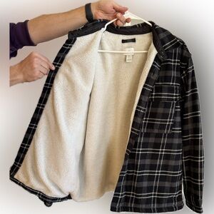 H&M Size L, Black Plaid Fleece Lined Jacket